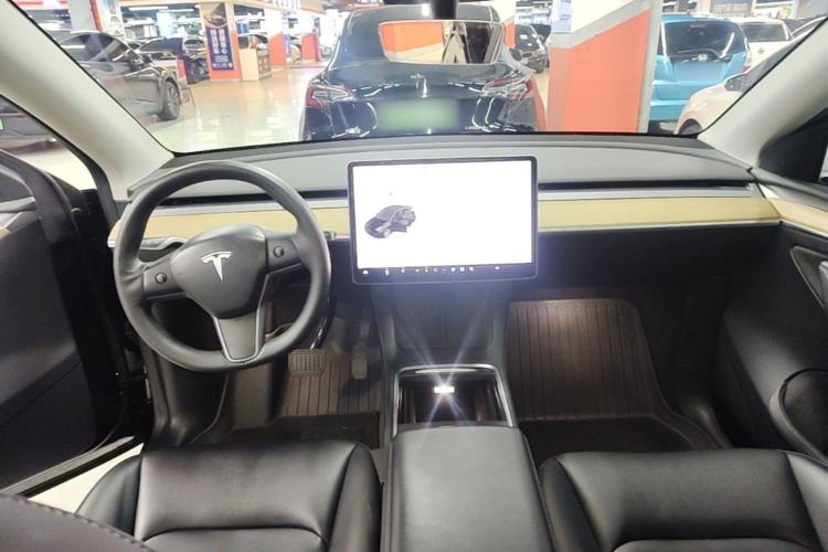 Used Tesla Model Y 2022 Revised Version Rear-Wheel Drive Center Console