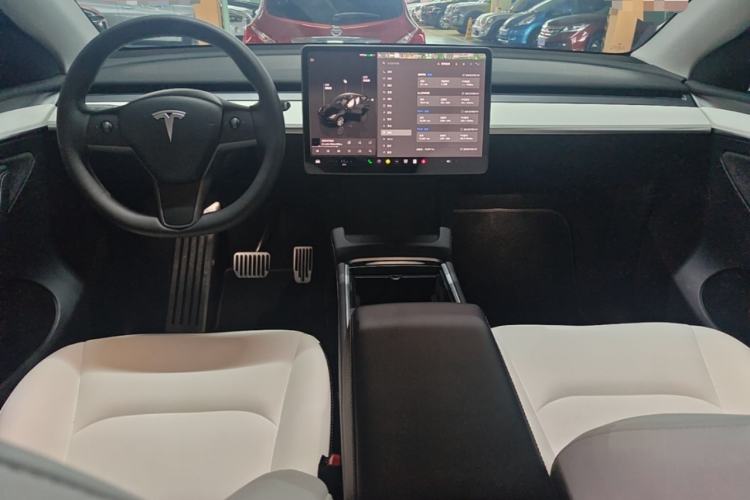 Used Tesla Model Y 2022 Revised Version Rear-Wheel Drive Center Console