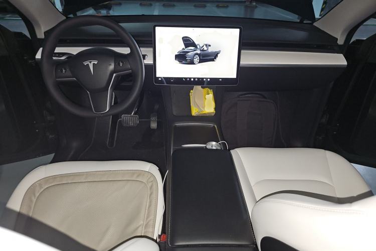 Used Tesla Model Y 2022 Revised Version Rear-Wheel Drive Center Console