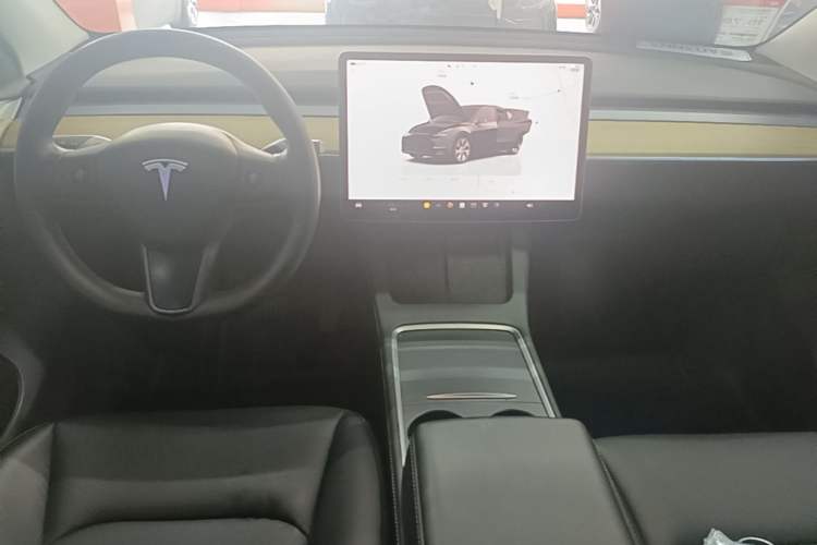 Used Tesla Model Y 2022 Rear-Wheel-Drive Version Center Console
