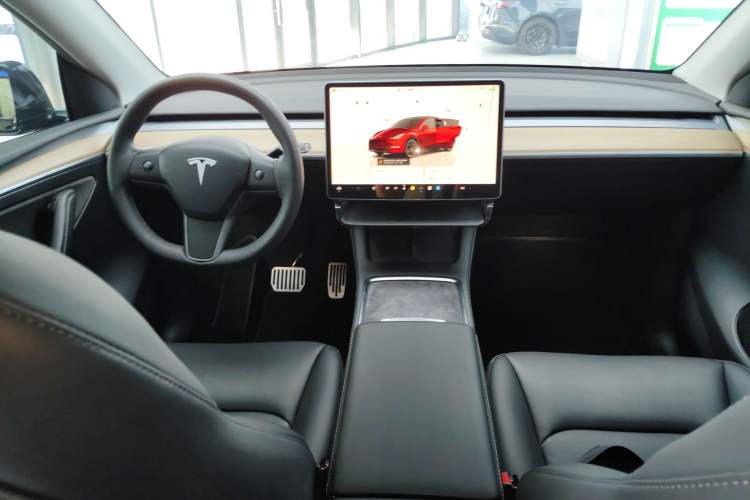 Used Tesla Model Y 2022 Rear-Wheel-Drive Version Center Console