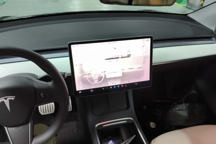 Used Tesla Model Y 2022 Performance High-Performance All-Wheel-Drive Version Center Console