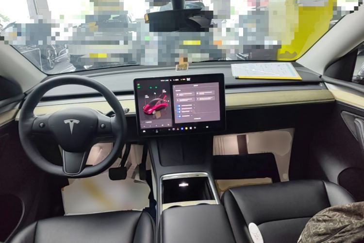 Used Tesla Model Y 2022 Revised Version Rear-Wheel Drive Center Console