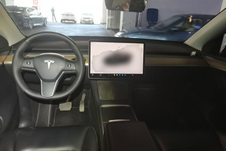 Used Tesla Model Y 2022 Rear-Wheel-Drive Version Center Console