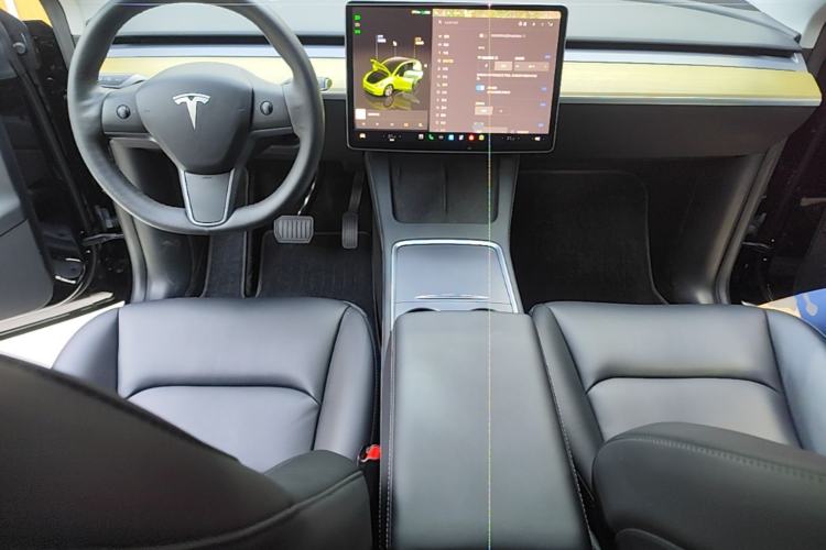 Used Tesla Model Y 2022 Revised Version Rear-Wheel Drive Center Console