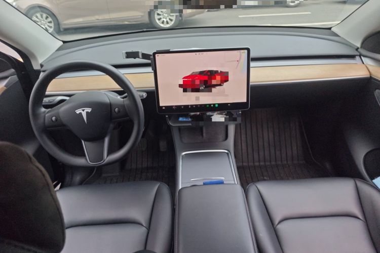 Used Tesla Model Y 2022 Rear-Wheel-Drive Version Center Console