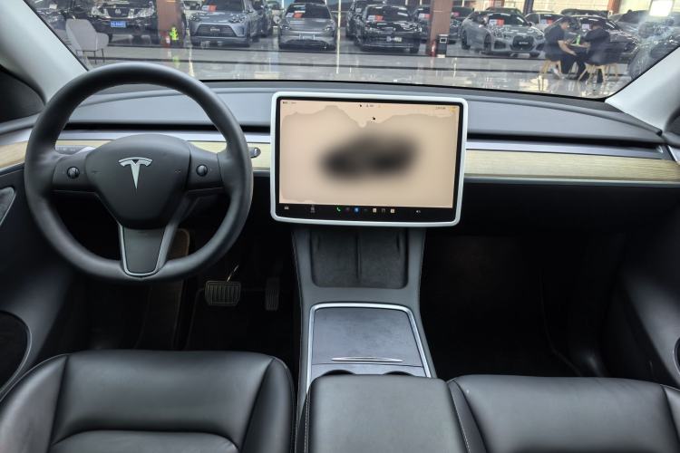 Used Tesla Model Y 2022 Revised Version Long-Range All-Wheel Drive Center Console