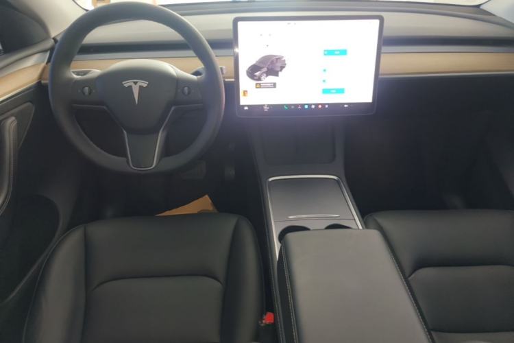 Used Tesla Model Y 2022 Rear-Wheel-Drive Version Center Console