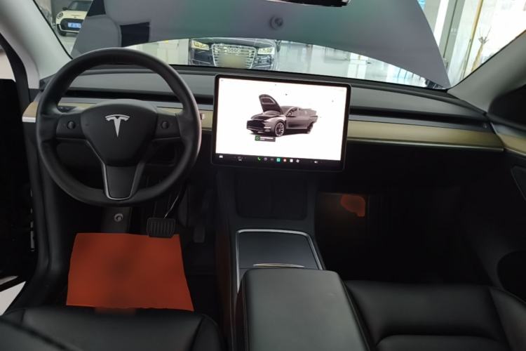 Used Tesla Model Y 2022 Revised Version Long-Range All-Wheel Drive Center Console