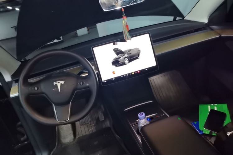 Used Tesla Model Y 2022 Revised Version Rear-Wheel Drive Center Console