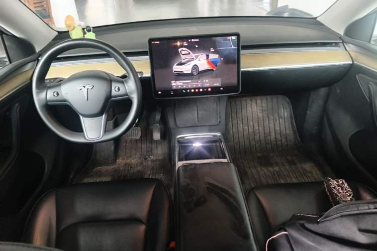 Used Tesla Model Y 2022 Revised Version Rear-Wheel Drive Center Console