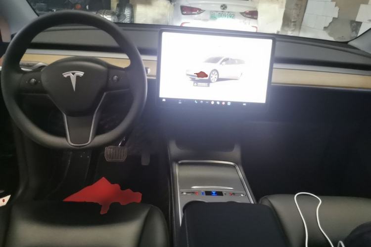 Used Tesla Model Y 2022 Revised Version Rear-Wheel Drive Center Console