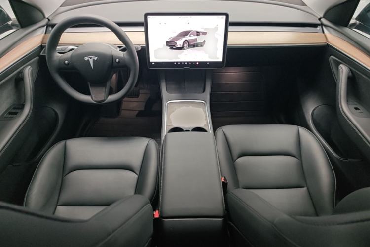 Used Tesla Model Y 2022 Revised Version Long-Range All-Wheel Drive Center Console
