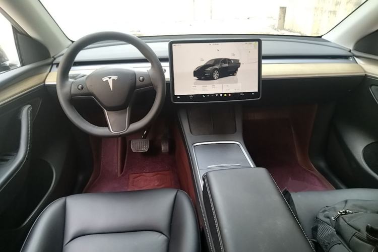 Used Tesla Model Y 2022 Revised Version Rear-Wheel Drive Center Console