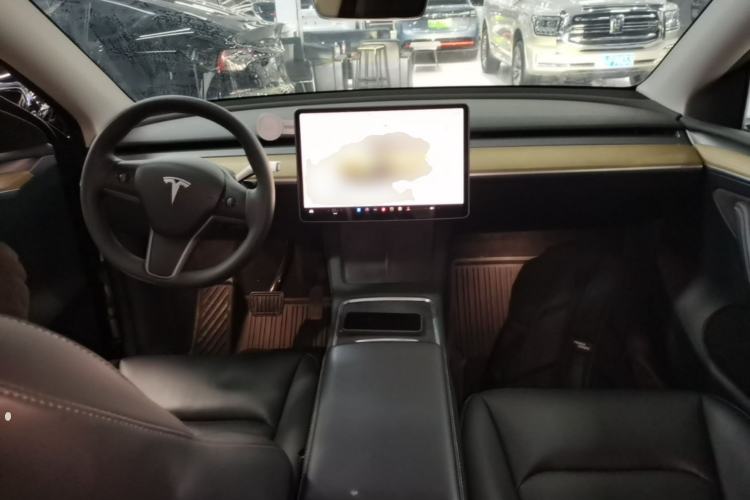 Used Tesla Model Y 2022 Revised Version Rear-Wheel Drive Center Console