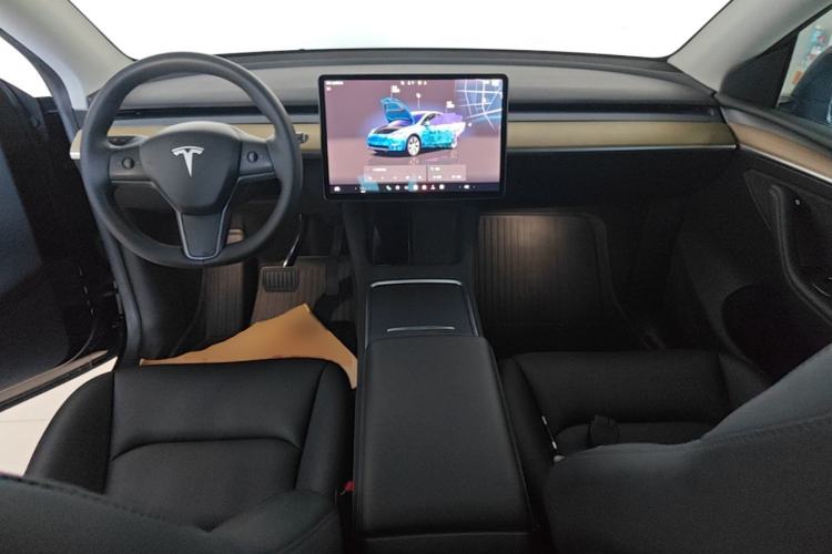Used Tesla Model Y 2022 Rear-Wheel-Drive Version Center Console