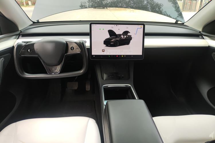 Used Tesla Model Y 2022 Revised Version Rear-Wheel Drive Center Console