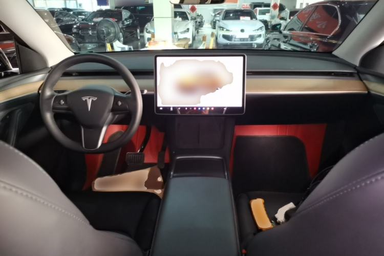 Used Tesla Model Y 2022 Revised Version Rear-Wheel Drive Center Console