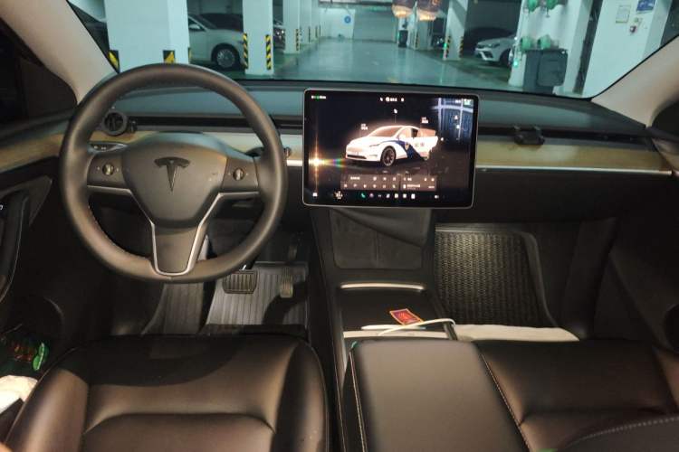 Used Tesla Model Y 2022 Revised Version Long-Range All-Wheel Drive Center Console