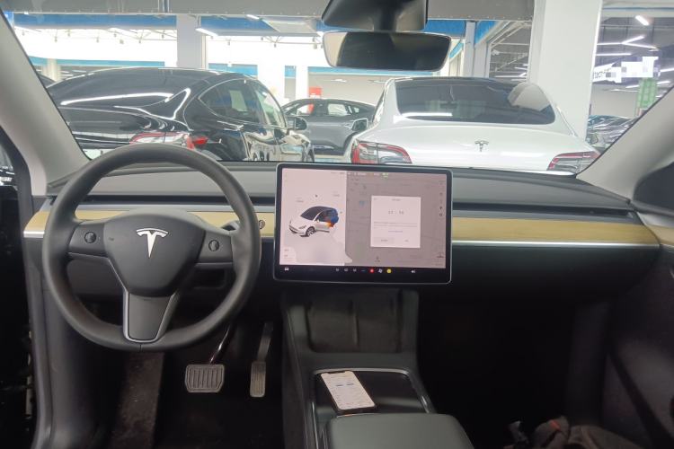 Used Tesla Model Y 2022 Revised Version Rear-Wheel Drive Center Console