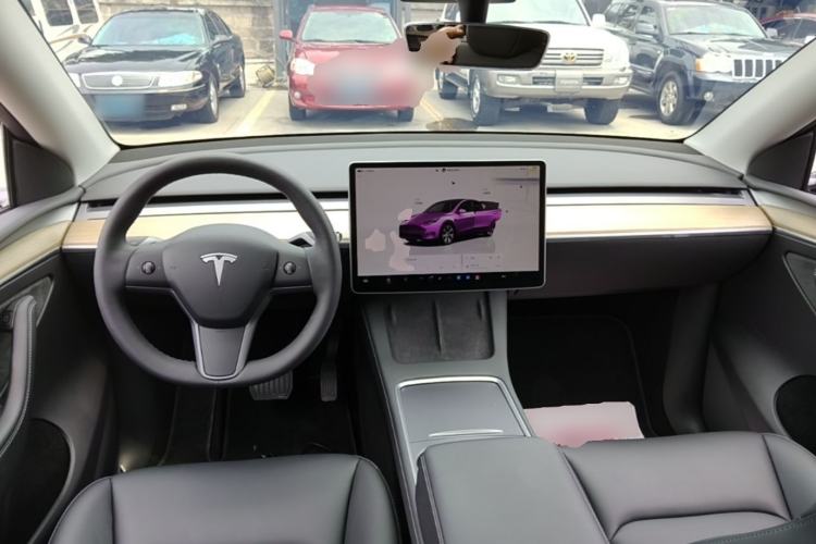 Used Tesla Model Y 2022 Revised Version Rear-Wheel Drive Center Console