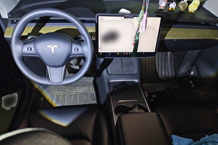Used Tesla Model Y 2022 Revised Version Rear-Wheel Drive Center Console
