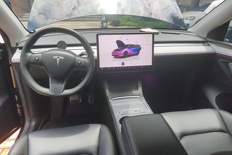 Used Tesla Model Y 2022 Revised Version Rear-Wheel Drive Center Console