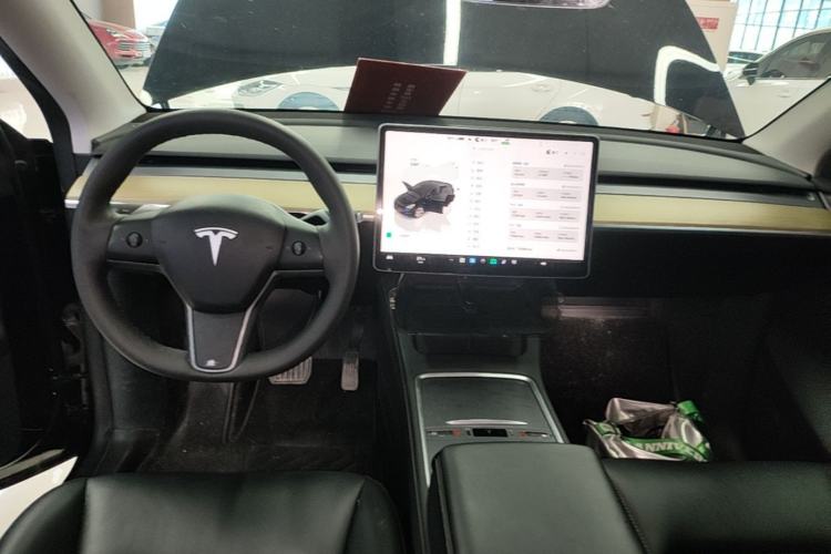 Used Tesla Model Y 2022 Revised Version Rear-Wheel Drive Center Console