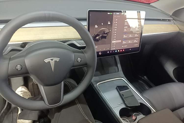 Used Tesla Model Y 2022 Revised Version Rear-Wheel Drive Center Console