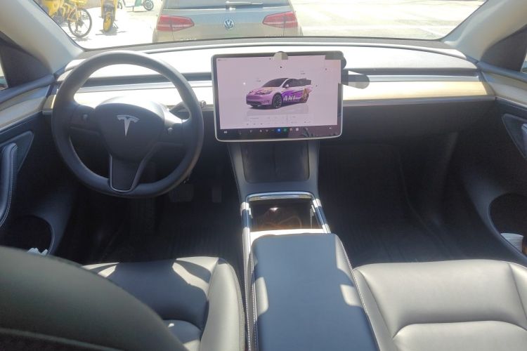 Used Tesla Model Y 2022 Revised Version Rear-Wheel Drive Center Console
