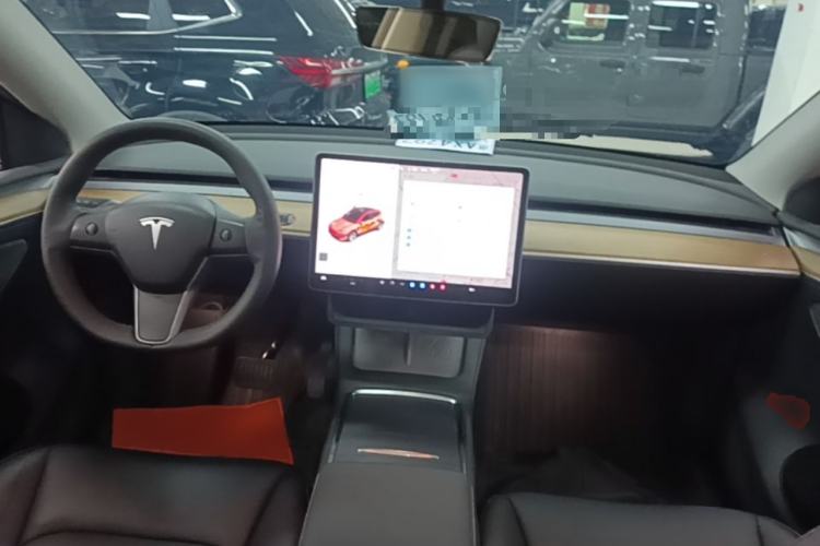 Used Tesla Model Y 2022 Rear-Wheel-Drive Version Center Console