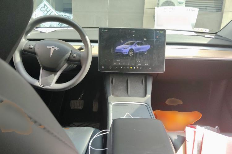 Used Tesla Model Y 2022 Revised Version Rear-Wheel Drive Center Console