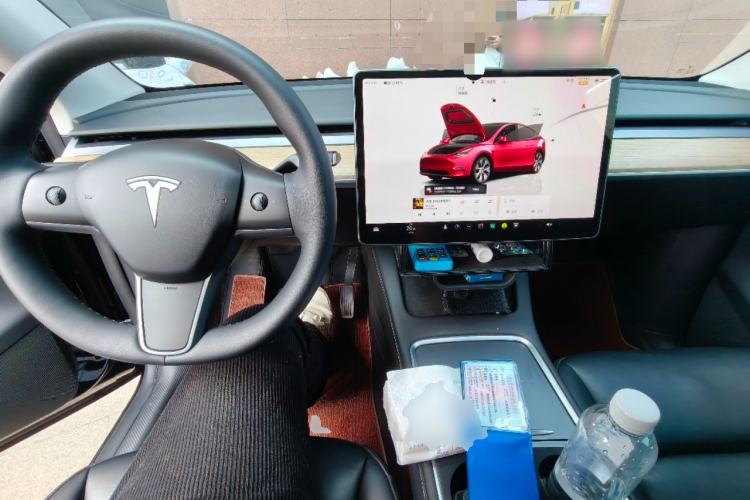 Used Tesla Model Y 2022 Revised Version Rear-Wheel Drive Center Console