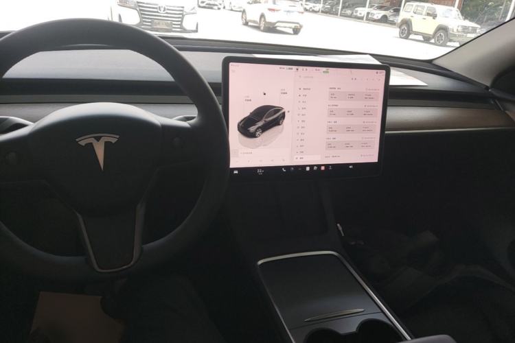 Used Tesla Model Y 2022 Rear-Wheel-Drive Version Center Console