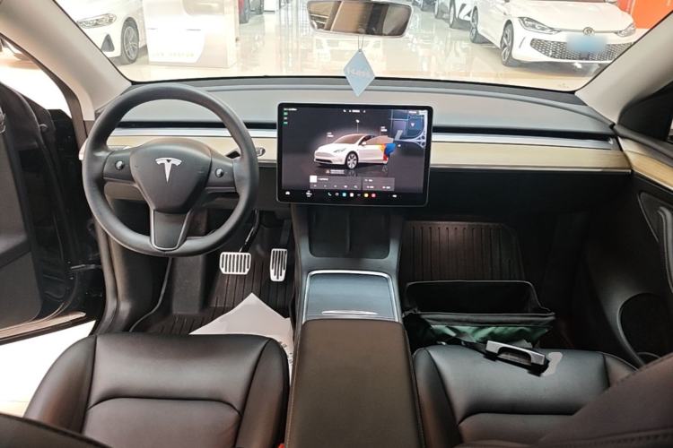 Used Tesla Model Y 2022 Revised Version Rear-Wheel Drive Center Console