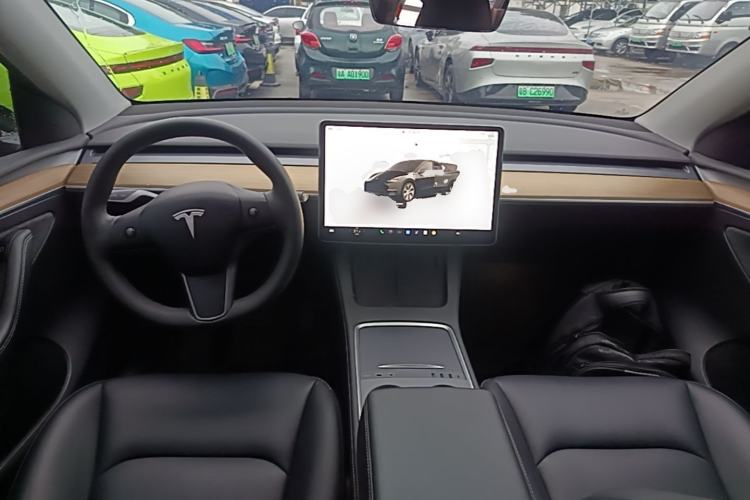Used Tesla Model Y 2022 Revised Version Rear-Wheel Drive Center Console