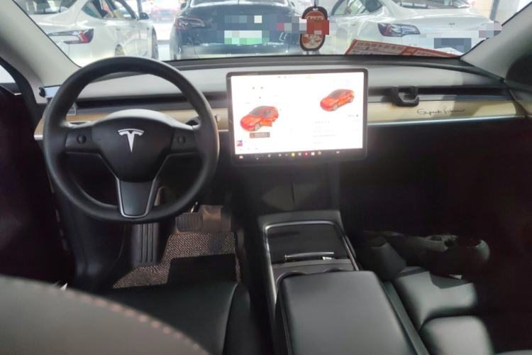 Used Tesla Model Y 2022 Revised Version Rear-Wheel Drive Center Console