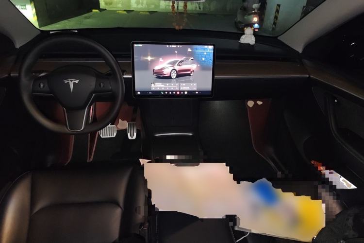 Used Tesla Model Y 2022 Rear-Wheel-Drive Version Center Console