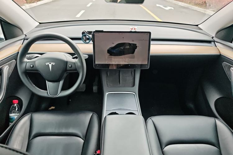 Used Tesla Model Y 2022 Revised Version Rear-Wheel Drive Center Console