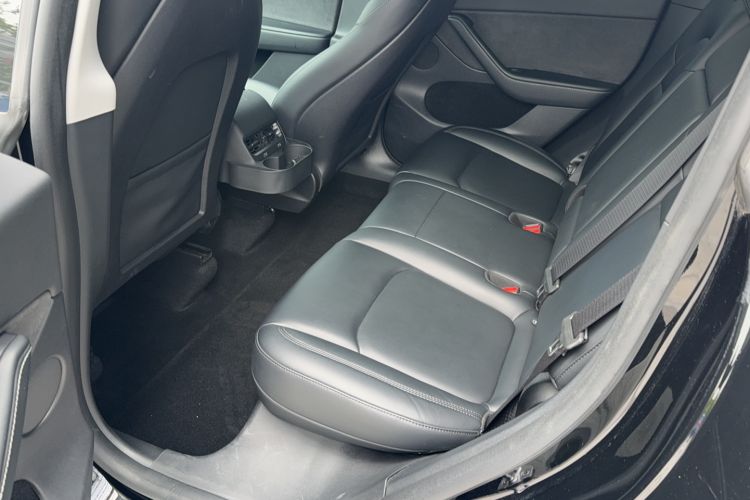 Used Tesla Model Y 2022 Revised Version Rear-Wheel Drive Center Console