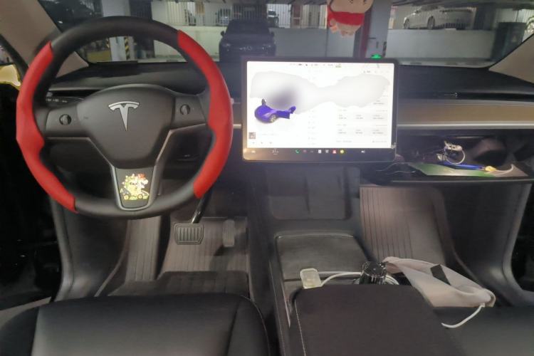 Used Tesla Model Y 2022 Revised Version Rear-Wheel Drive Center Console