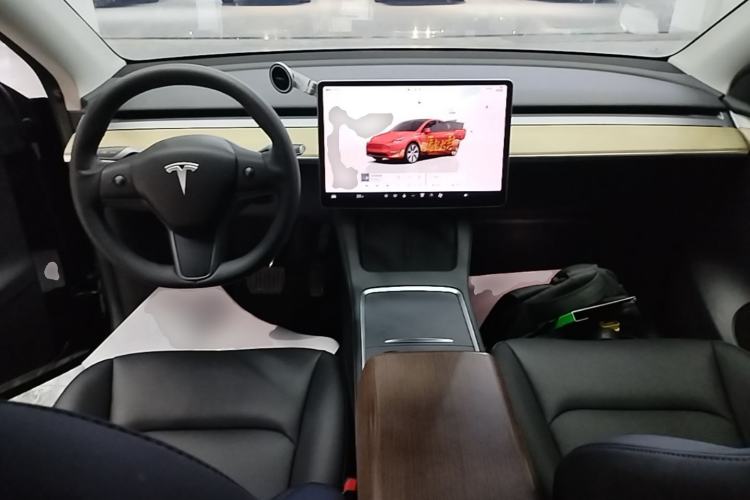Used Tesla Model Y 2022 Revised Version Rear-Wheel Drive Center Console