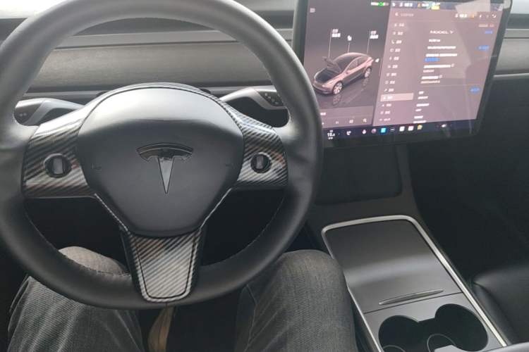 Used Tesla Model Y 2022 Revised Version Rear-Wheel Drive Center Console