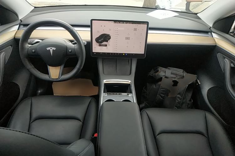 Used Tesla Model Y 2022 Revised Version Rear-Wheel Drive Center Console