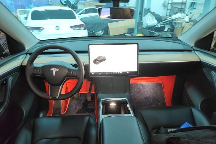 Used Tesla Model Y 2022 Revised Version Rear-Wheel Drive Center Console