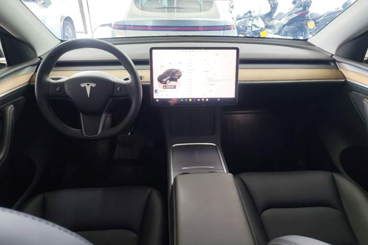 Used Tesla Model Y 2022 Revised Version Rear-Wheel Drive Center Console