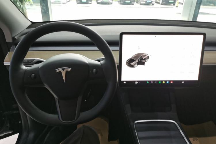 Used Tesla Model Y 2022 Revised Version Rear-Wheel Drive Center Console