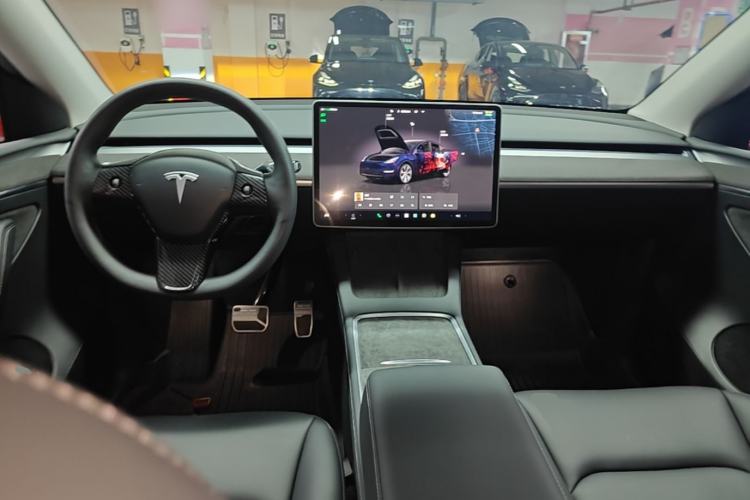 Used Tesla Model Y 2022 Revised Version Rear-Wheel Drive Center Console