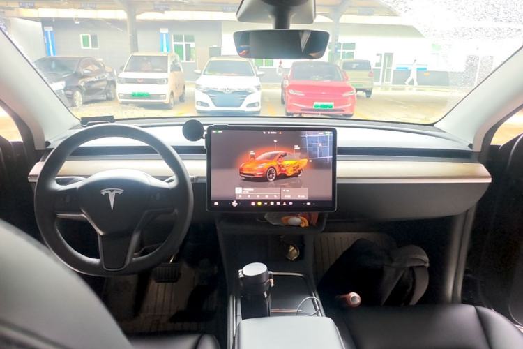 Used Tesla Model Y 2022 Revised Version Rear-Wheel Drive Center Console