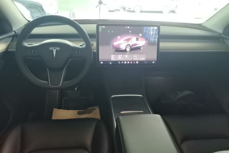 Used Tesla Model Y 2022 Revised Version Rear-Wheel Drive Center Console